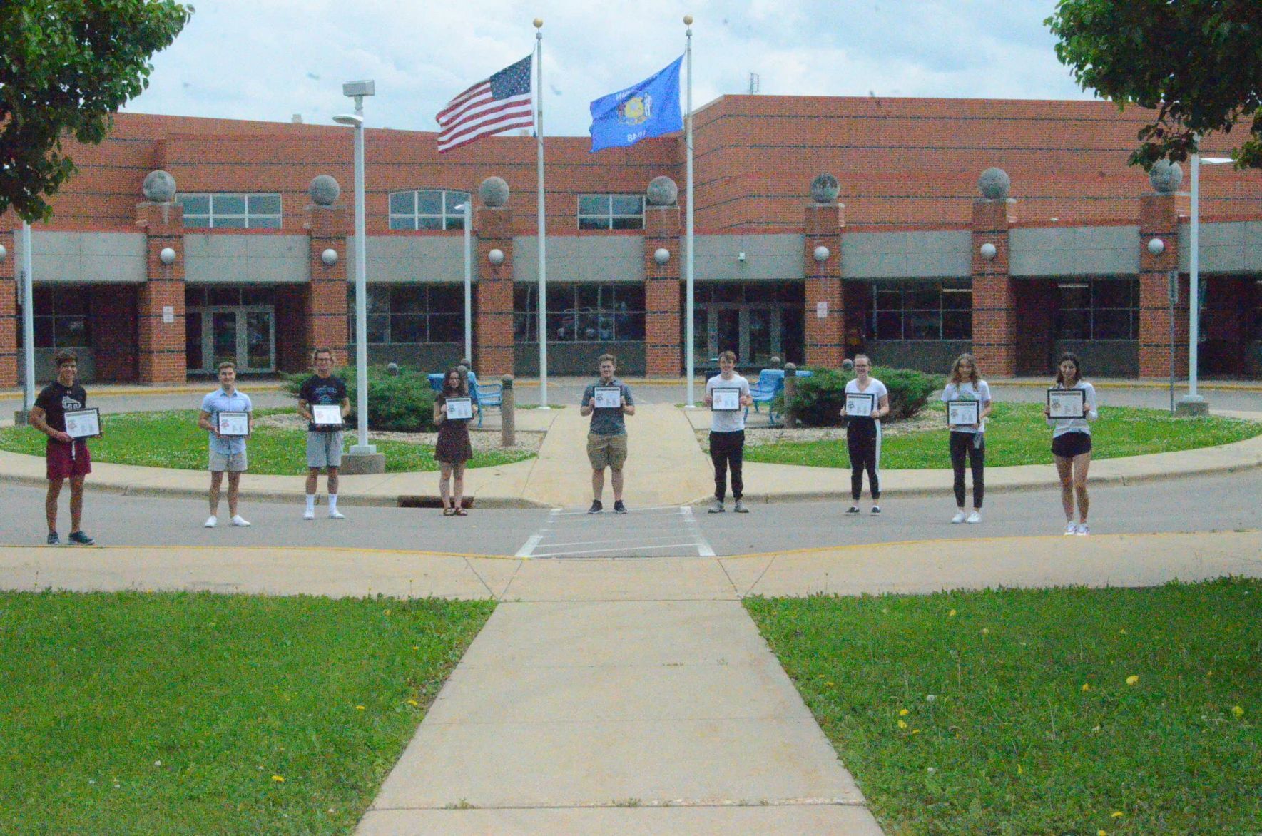 Monona Grove top scholars